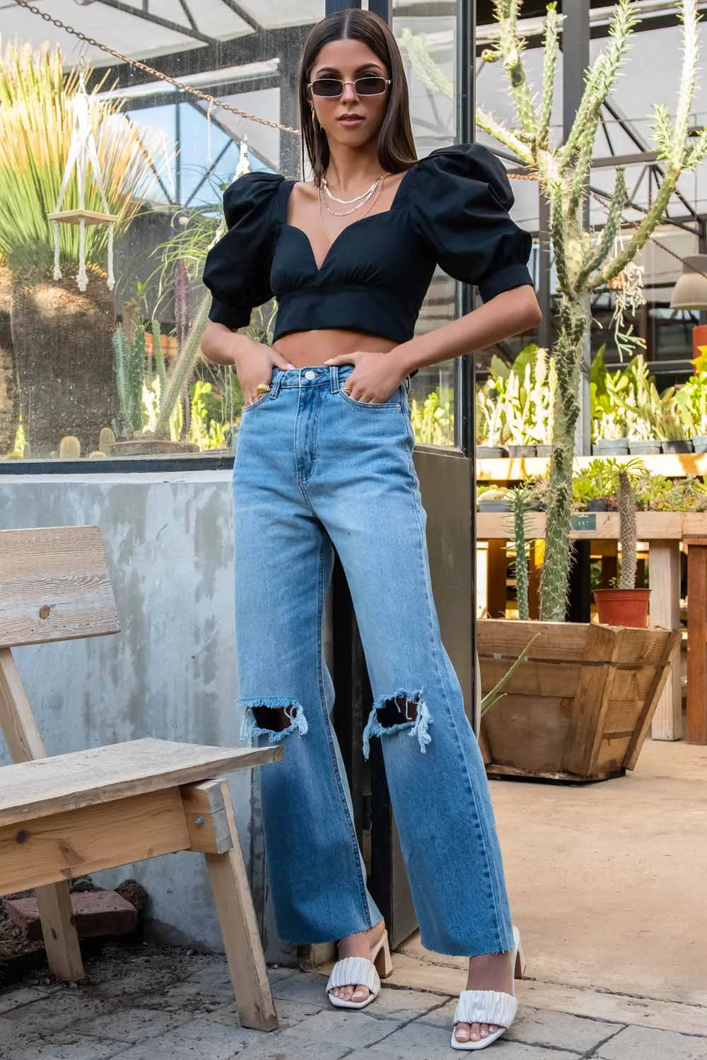 Pantalón denim wide leg con rotos