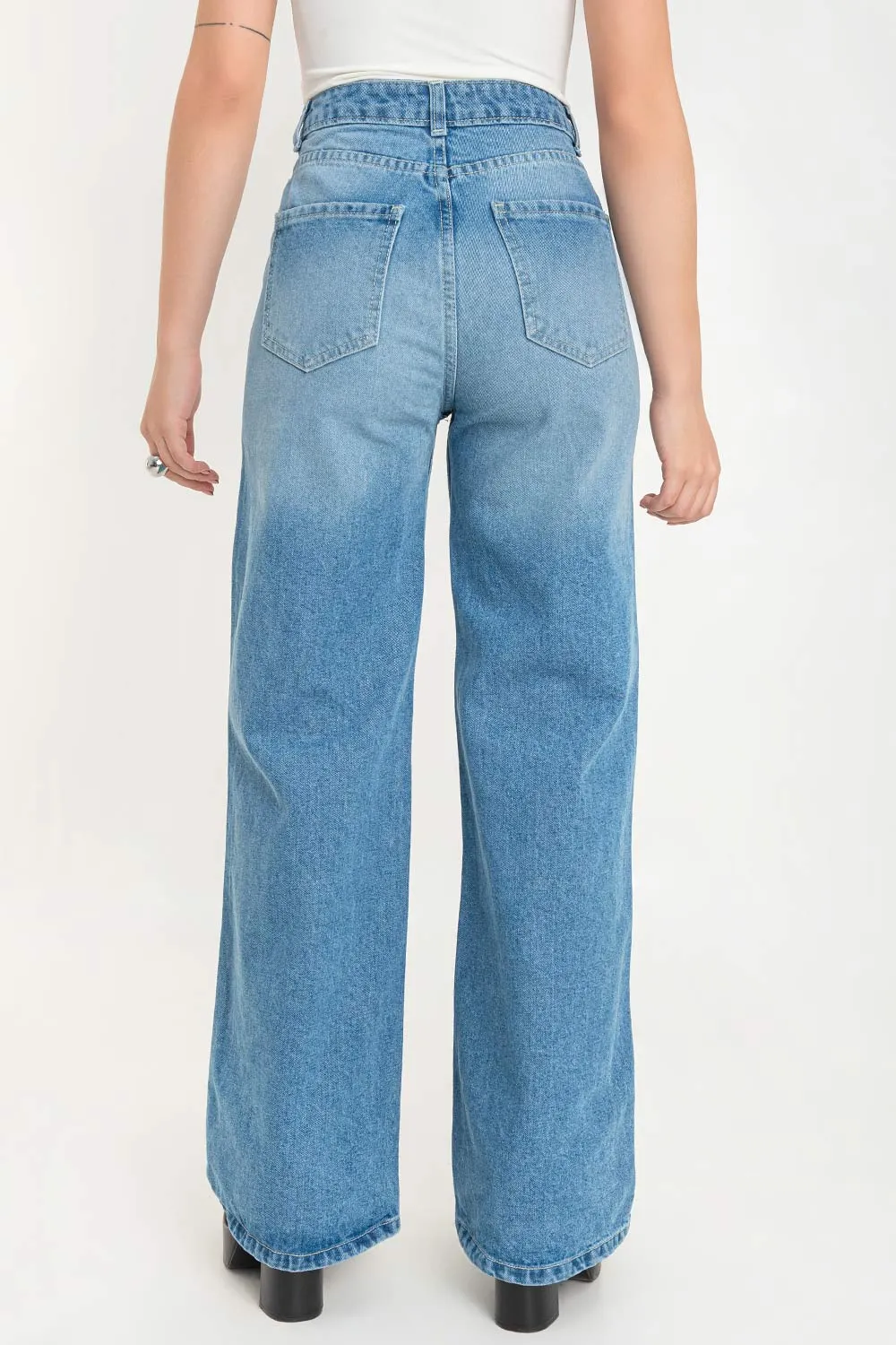 Pantalón wide leg de denim tiro alto