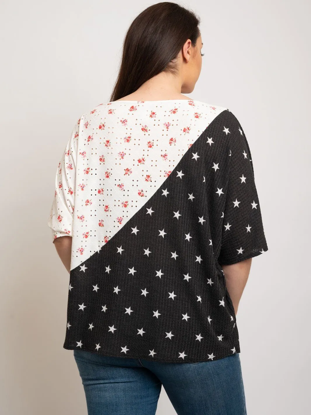 PLUS SIZE FLORAL COLOR BLOCK TOP