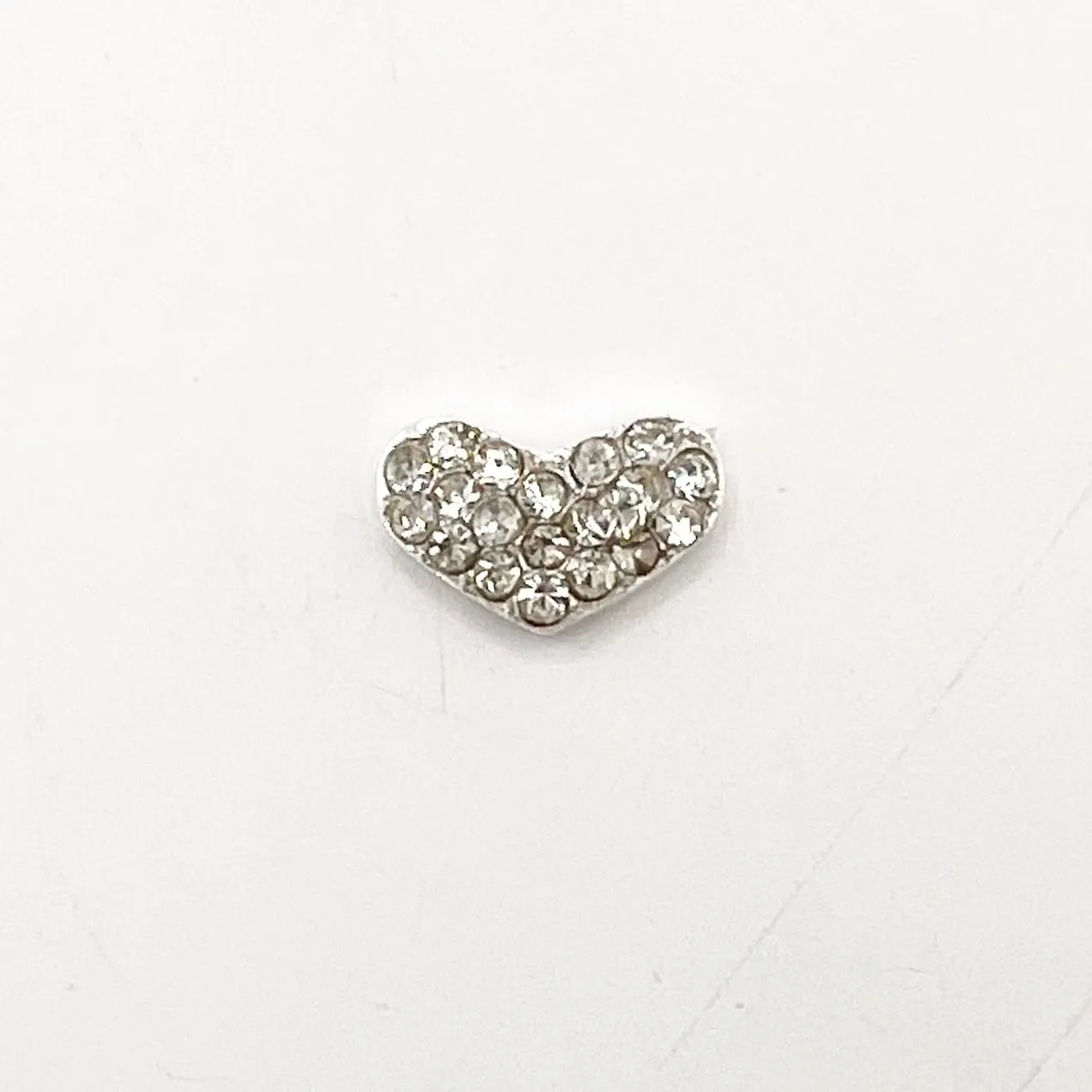 Queen - Nail Charms 10pc - #188 Silver Wide Hearts with Small Crystals