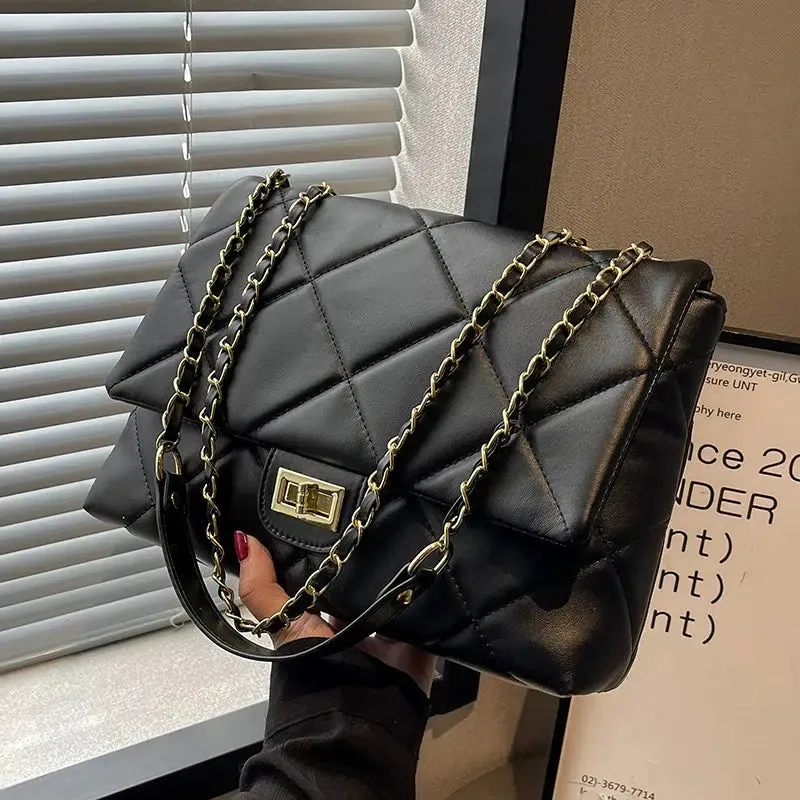 Quilted Chain Small Square Bag