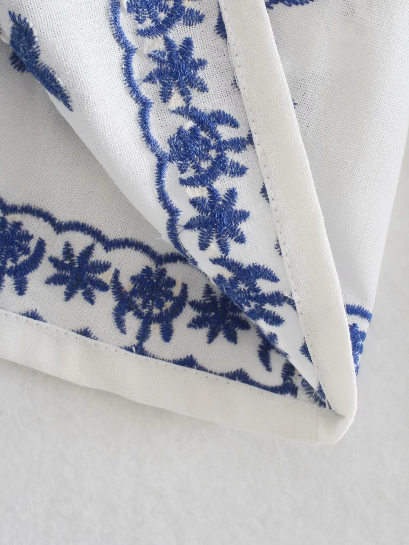 Single-breasted Floral Embroidery Shirts Cardigans