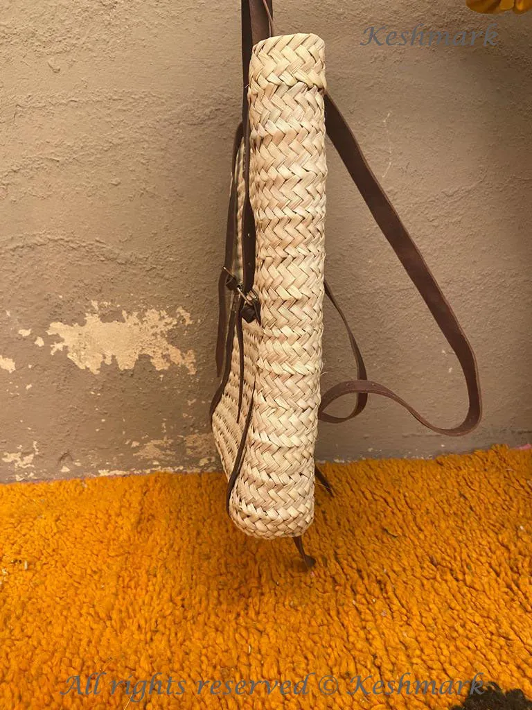 Straw Beach bag with leather strap - Straw backpack - Hipster backpack -backpack