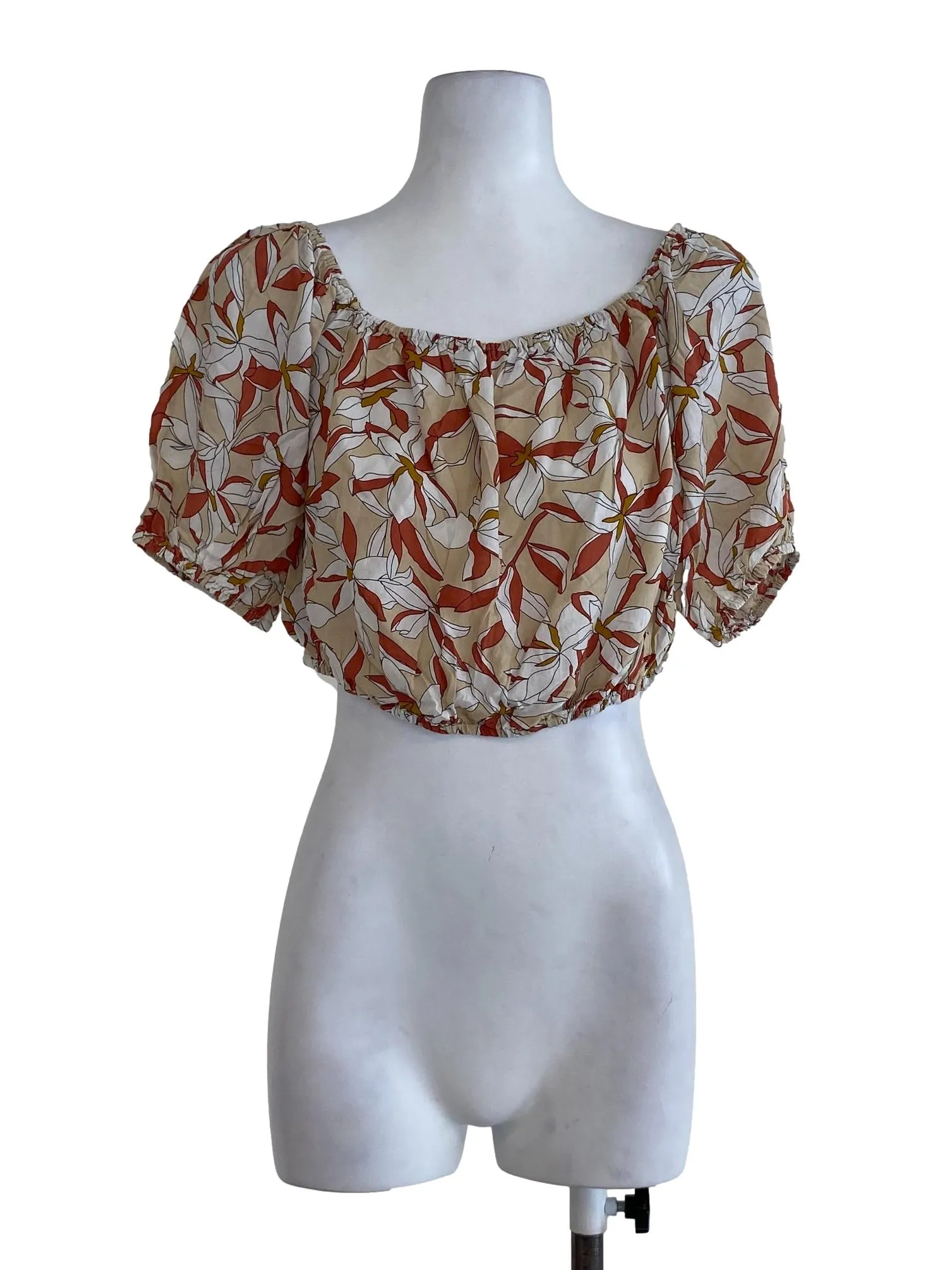 Sugar Cookie Floral Cropped Top