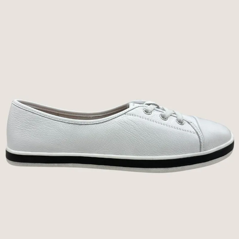 Supersoft Augusts Sneaker