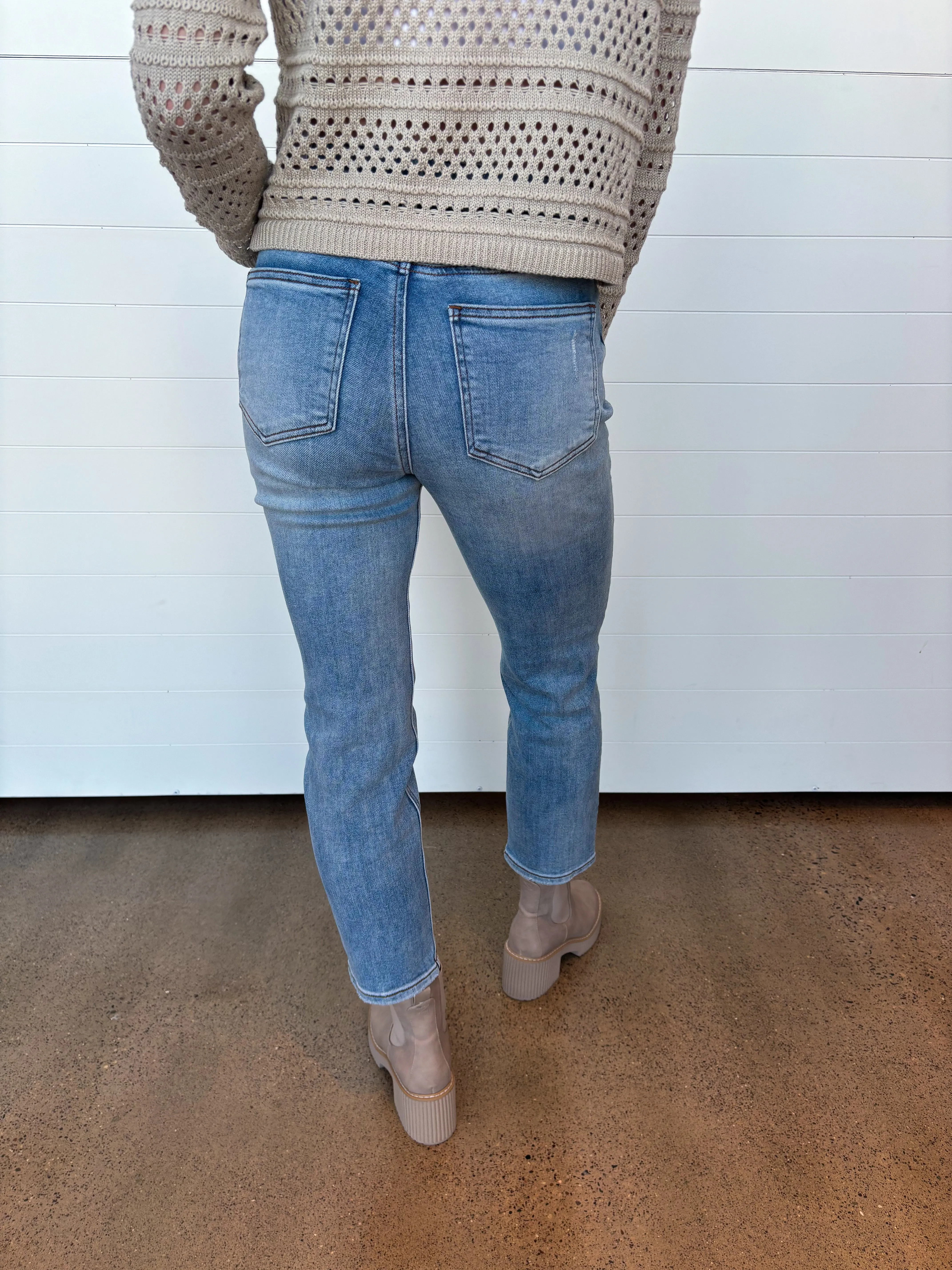 The Rachael High Rise FabAb Mom Jeans - Recognition