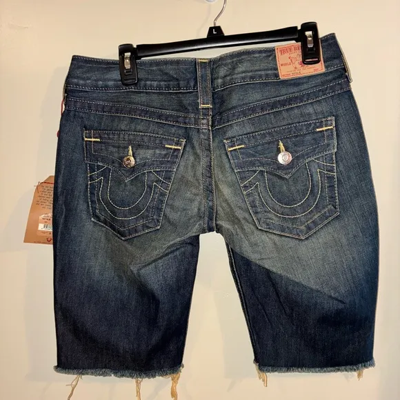True Religion NWT Size 29 Dark Y2K Natalie Jean Bermuda Shorts Grunge Western