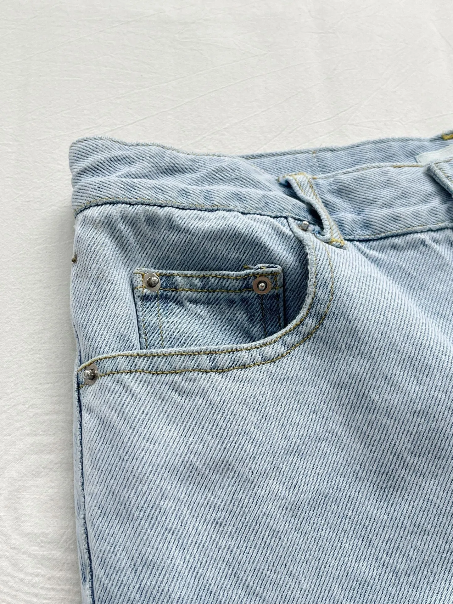 Wide leg jeans
