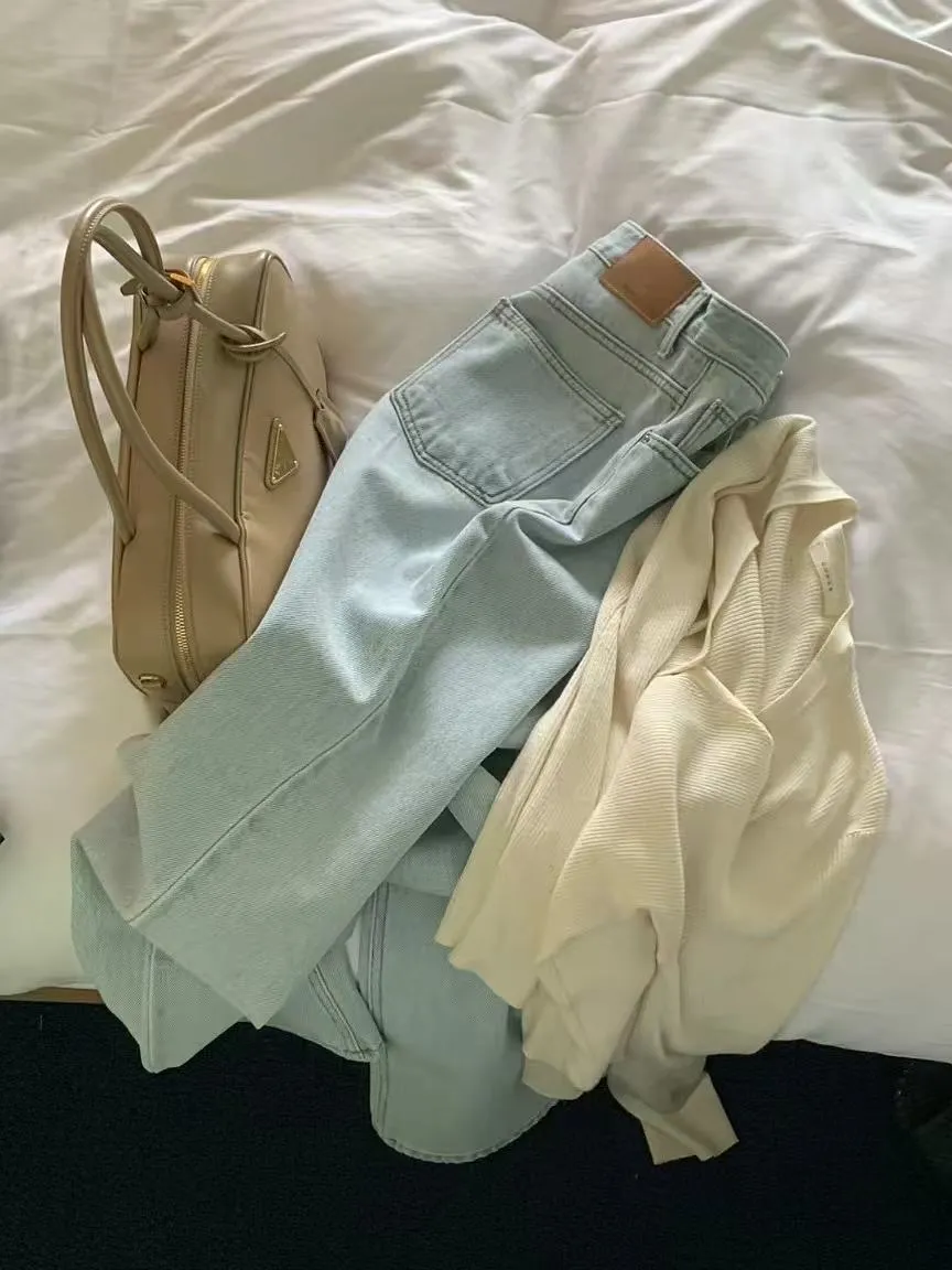 Wide leg jeans