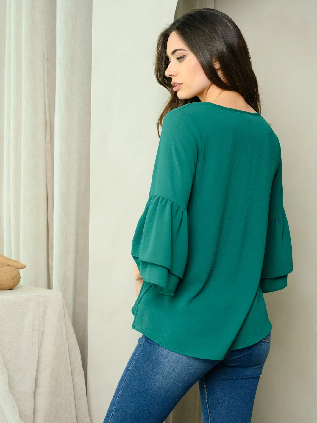 WOMEN'S 3/4 BELL SLEEVES V-NECK TOP
