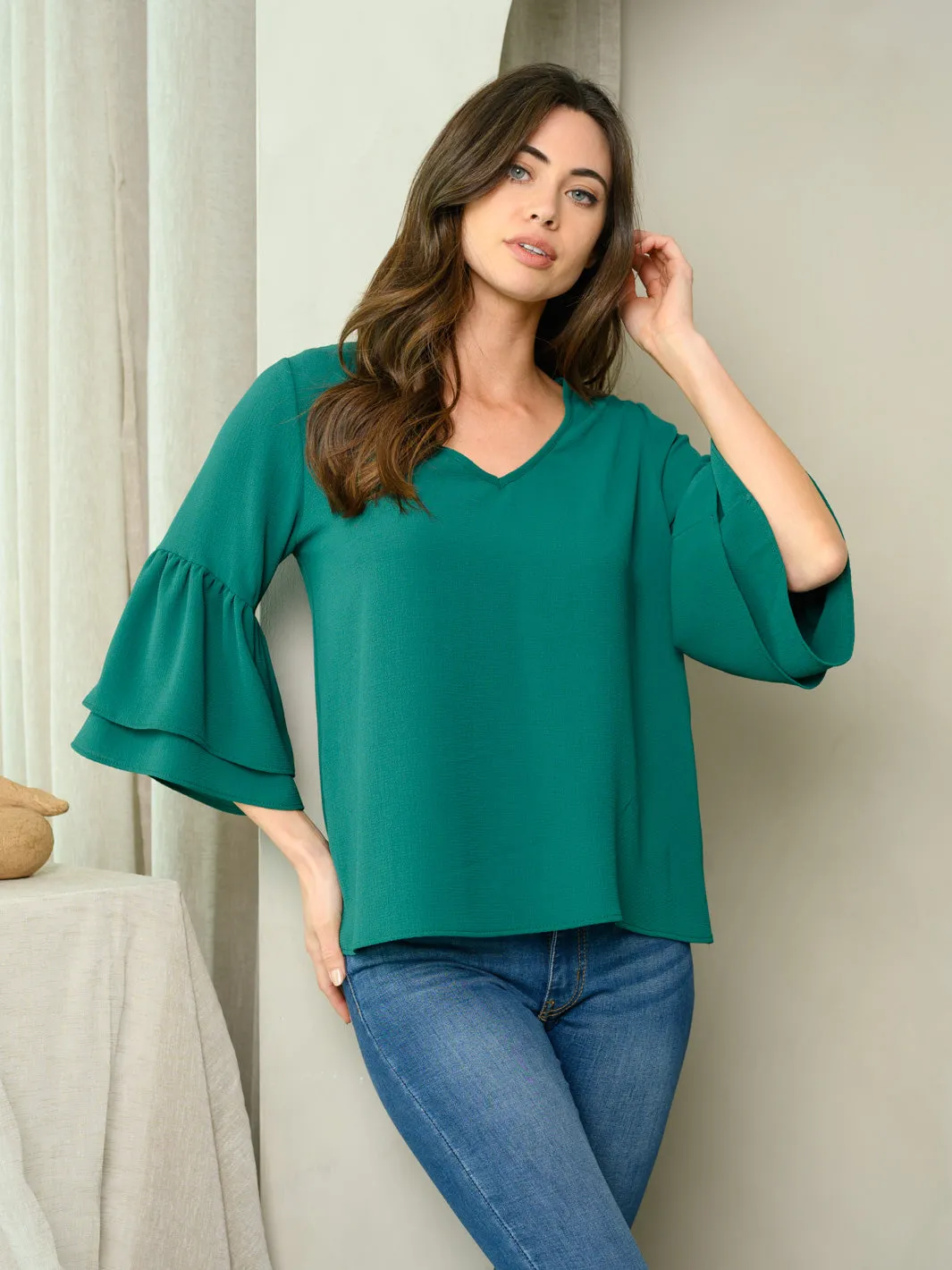 WOMEN'S 3/4 BELL SLEEVES V-NECK TOP