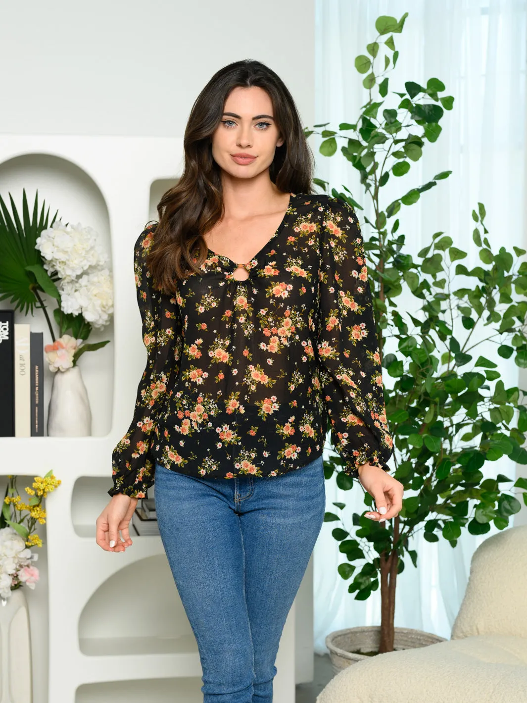 WOMEN'S FRONT KEYHOLE LONG SLEEVE FLORAL TOP