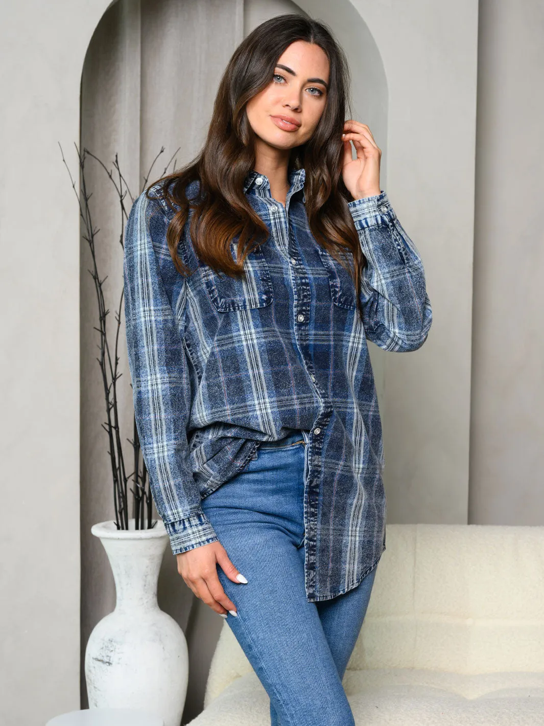 WOMEN'S LONG SLEEVE WASHED DENIM PLAID TOP