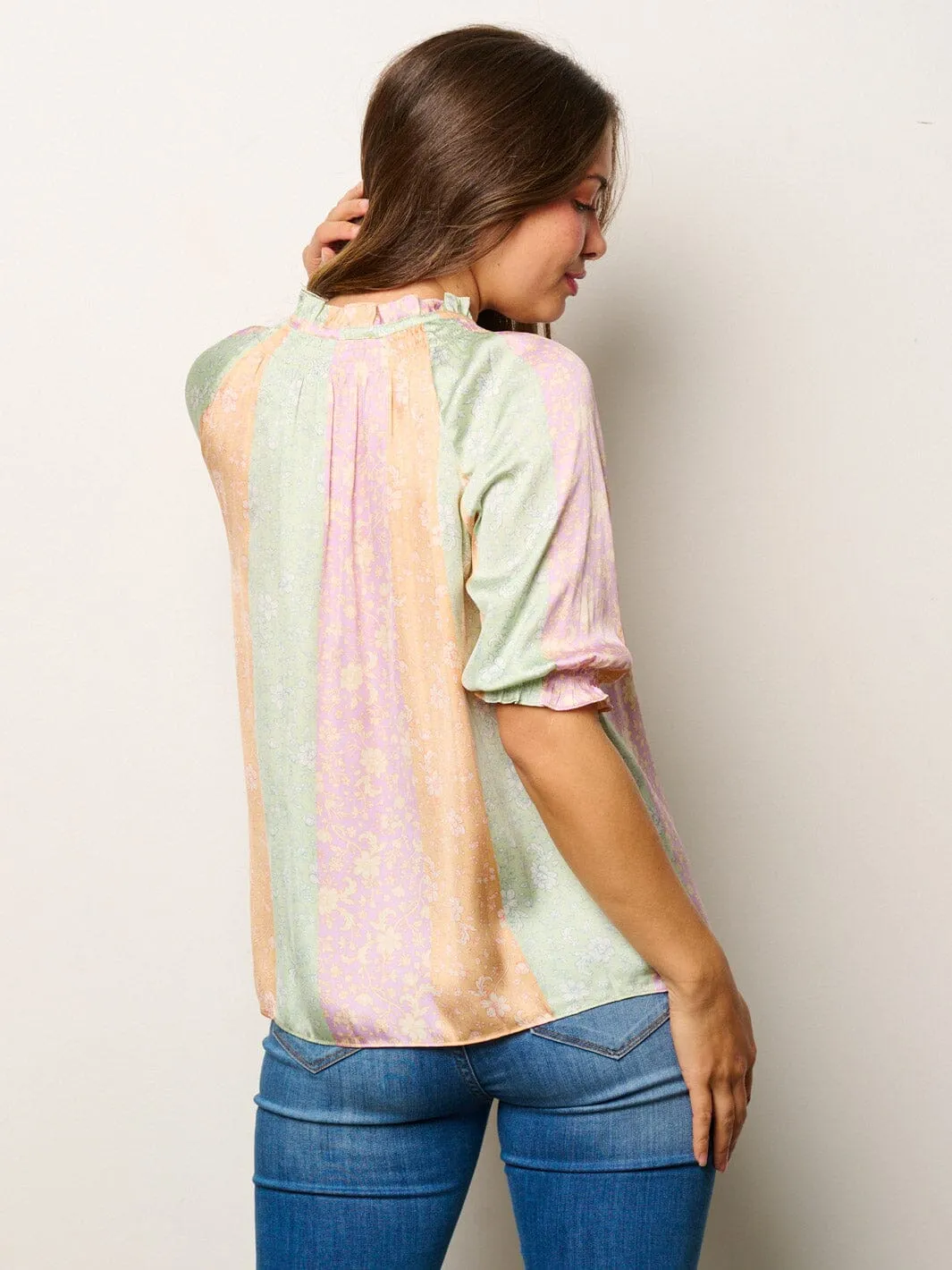 WOMEN'S SHORT SLEEVE MOCK NECK COLORBLOCK FLORAL BLOUSE TOP