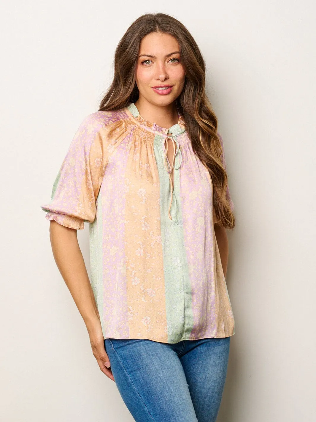WOMEN'S SHORT SLEEVE MOCK NECK COLORBLOCK FLORAL BLOUSE TOP